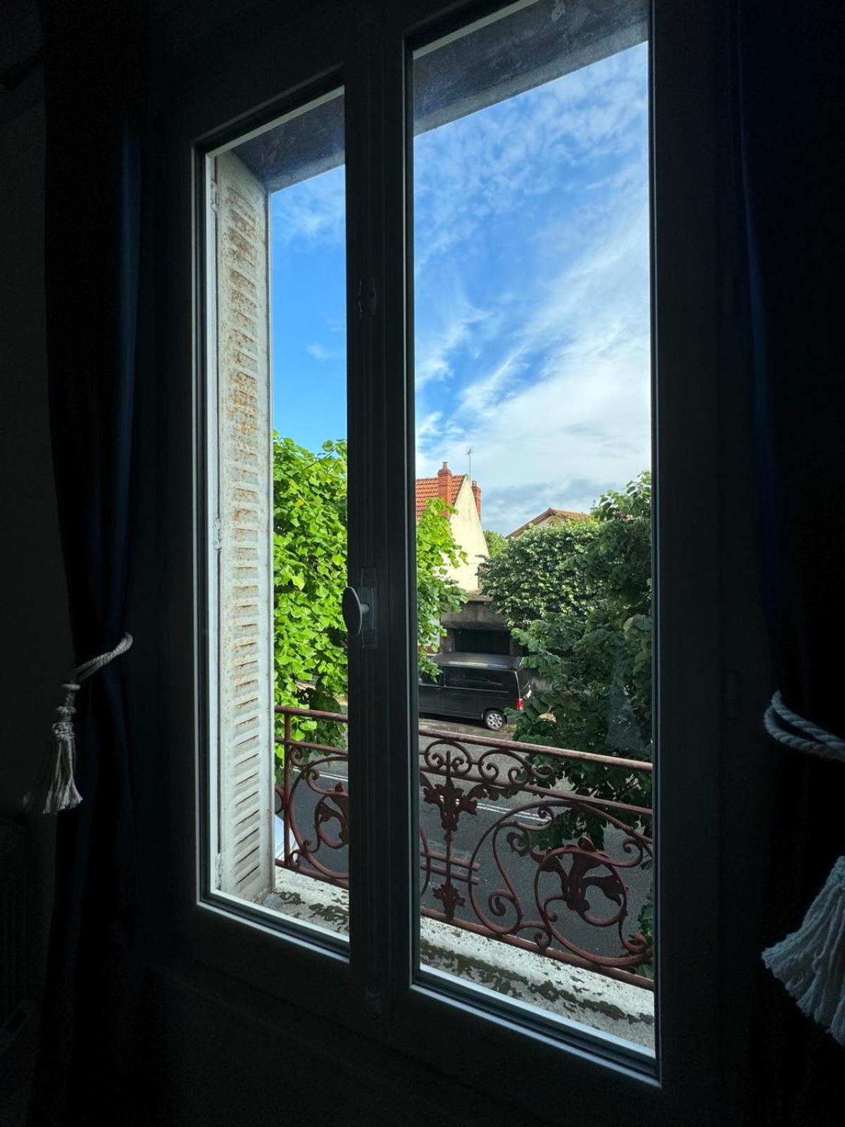 Happy Place - 15 Min Paris & 30 Min Disneyland - Subways - Facilities - Free Parking - Secured メゾン・アルフォール エクステリア 写真